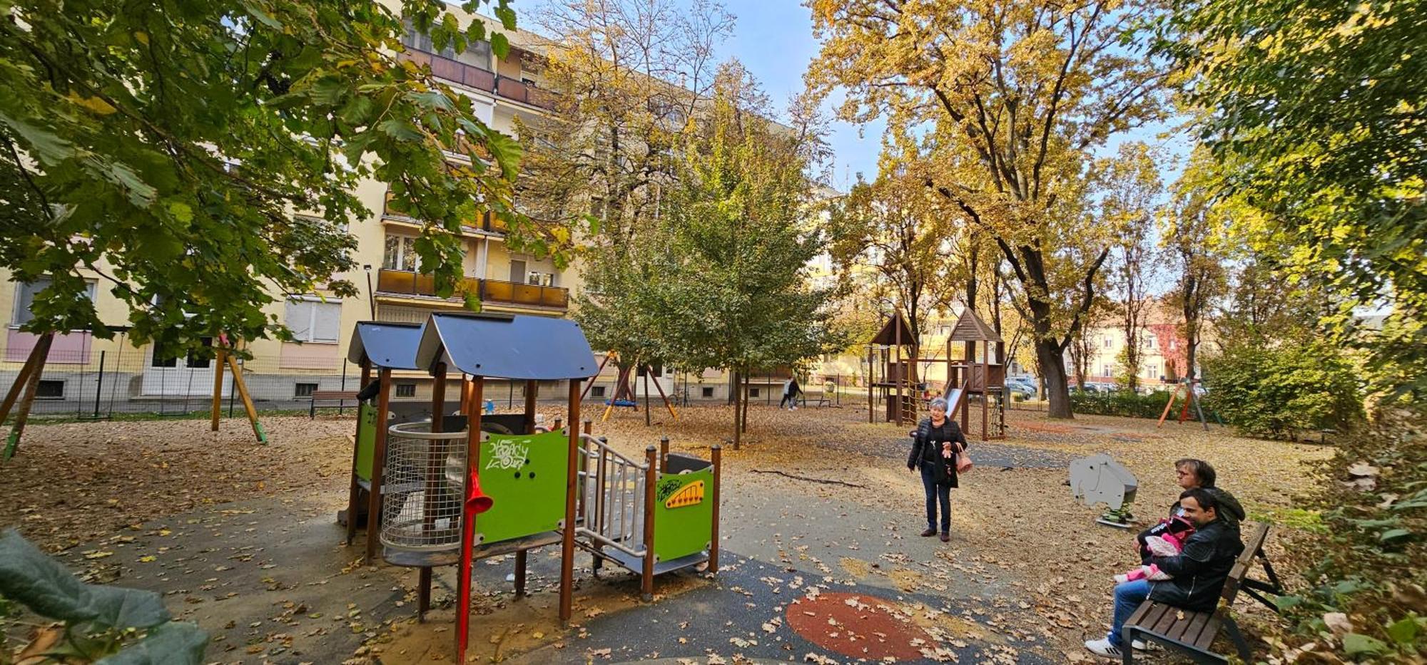 Anna Gyoengye Apartman Debreczyn Zewnętrze zdjęcie